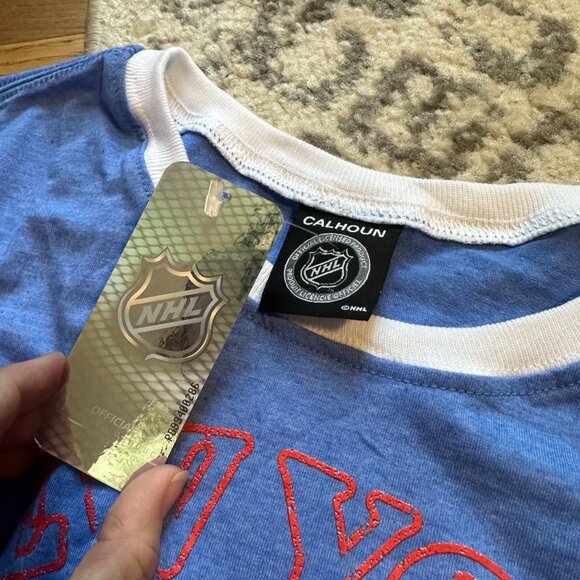 NHL OFFICIAL {NWT} Calhoun Women's New York Rangers Tee | Medium | blue white - Picture 3 of 8